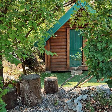 Отель Camp Oaza,Lipa Цетине Экстерьер фото