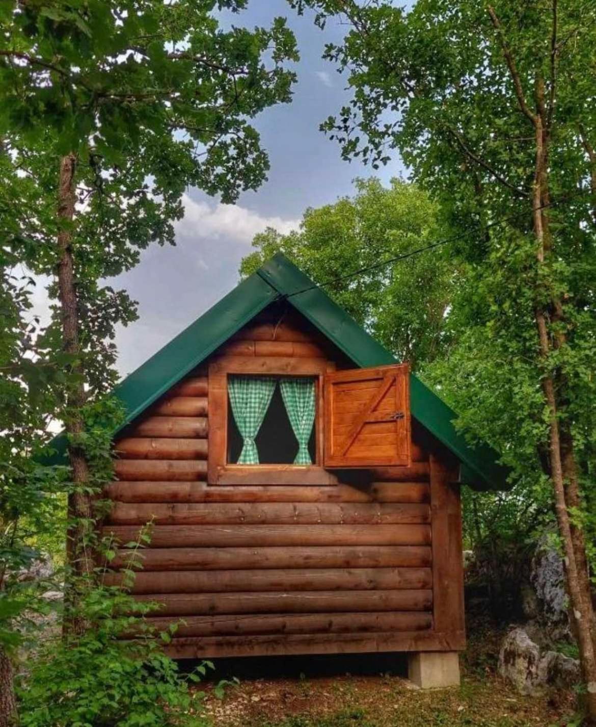 Отель Camp Oaza,Lipa Цетине Экстерьер фото