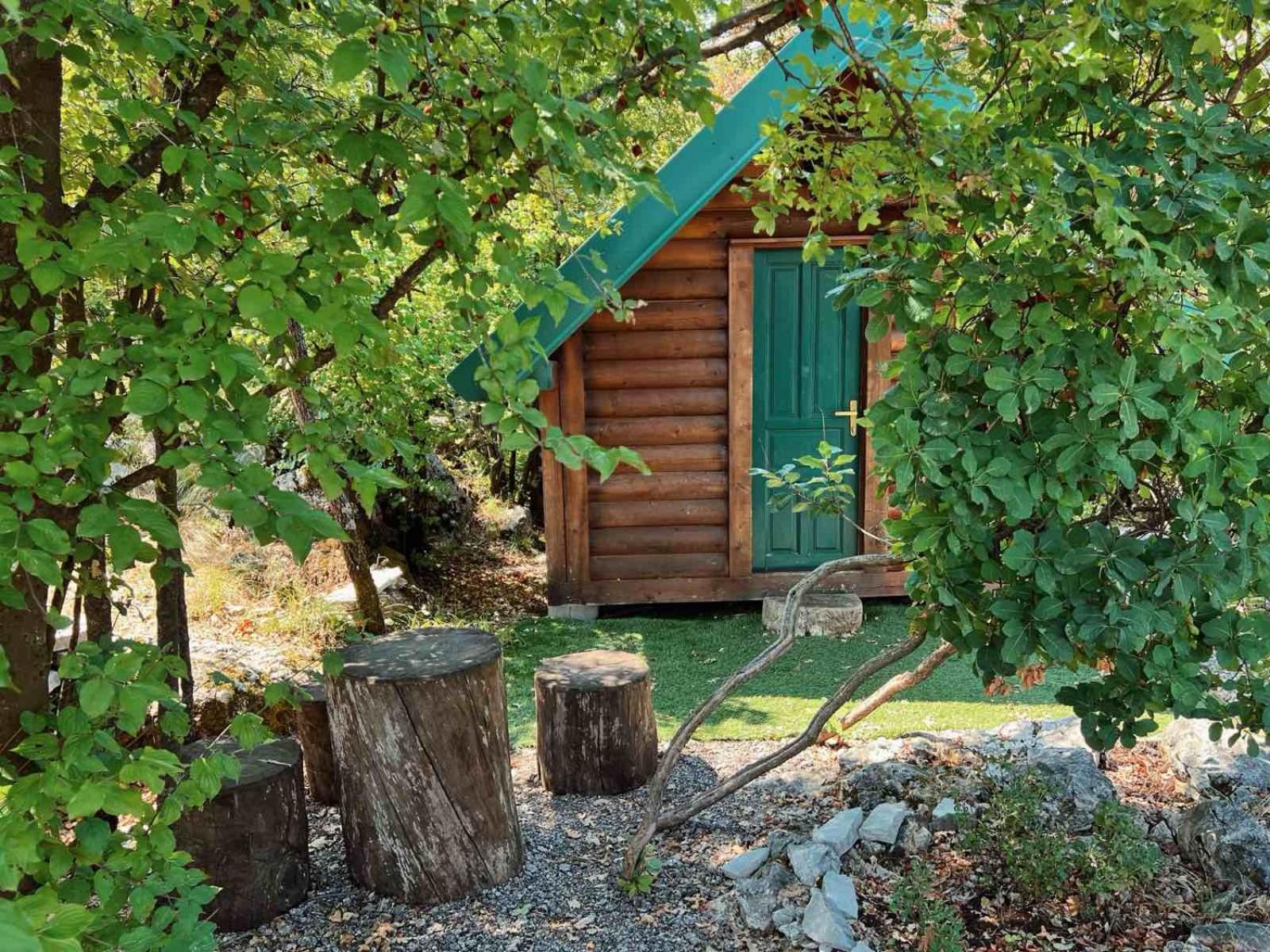 Отель Camp Oaza,Lipa Цетине Экстерьер фото